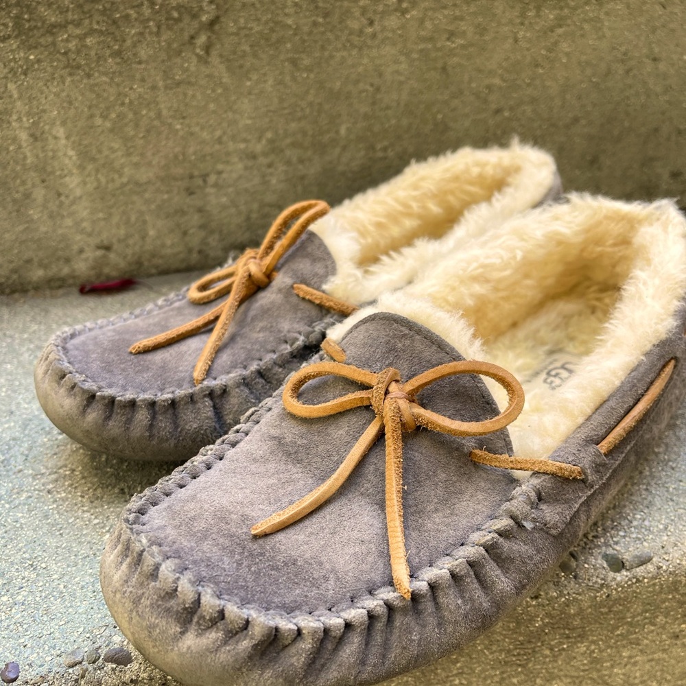 Ugg Olson Slipper